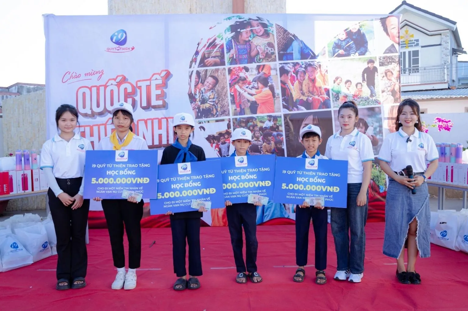 Hình ảnh khuyến mãi hoàn trả hàng ngày 8day8